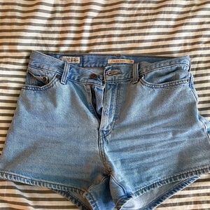 Levi’s 80’s mom shorts